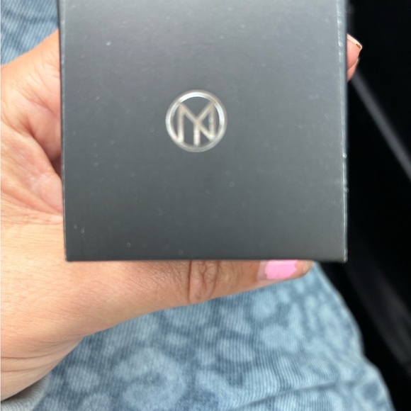 IL MAKIAGE Flawless Base Foundation Box color 55 - Picture 2 of 6